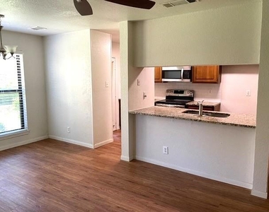 1109 Calico Lane - Photo Thumbnail 4