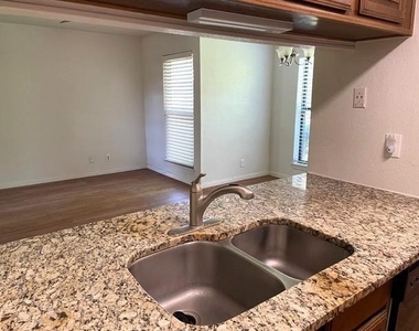 1109 Calico Lane - Photo Thumbnail 21