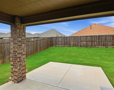 229 Penn Street - Photo Thumbnail 22