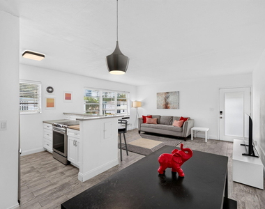 624 Orton Avenue - Photo Thumbnail 14