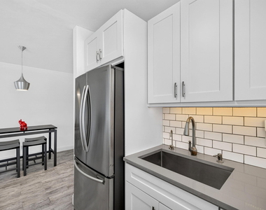 624 Orton Avenue - Photo Thumbnail 21