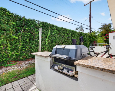 624 Orton Avenue - Photo Thumbnail 39