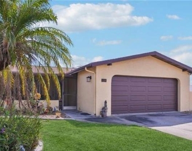 1116 Se 30th Terrace - Photo Thumbnail 1