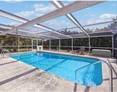 1116 Se 30th Terrace - Photo Thumbnail 14