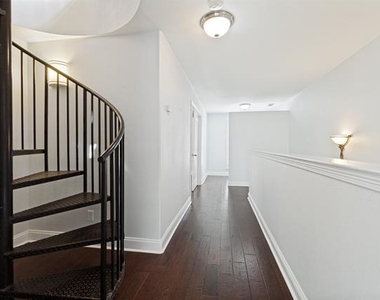 4002 Brownstone Court - Photo Thumbnail 2