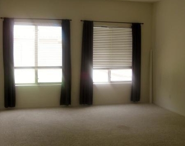 1042 E Canyon Way - Photo Thumbnail 16