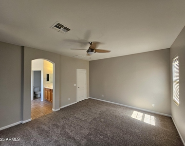 2065 E Hulet Place - Photo Thumbnail 33