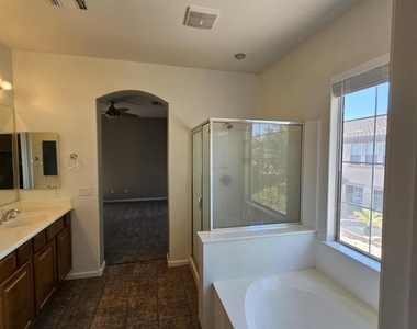 2065 E Hulet Place - Photo Thumbnail 37