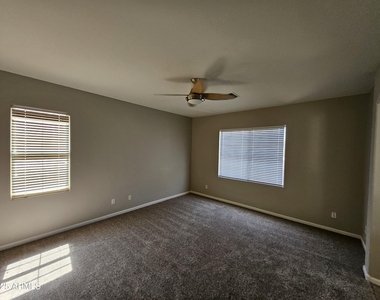 2065 E Hulet Place - Photo Thumbnail 32