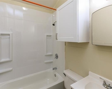 4722 Mccart Avenue - Photo Thumbnail 11