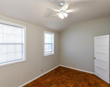 4722 Mccart Avenue - Photo Thumbnail 7