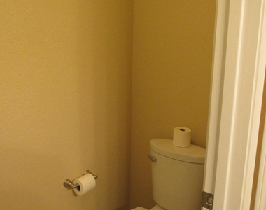 853 E Constitution Drive - Photo Thumbnail 22
