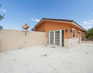 819 Sw 7th Avenue - Photo Thumbnail 34