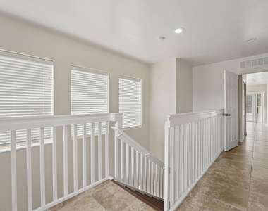 819 Sw 7th Avenue - Photo Thumbnail 27