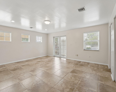 819 Sw 7th Avenue - Photo Thumbnail 23