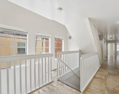 819 Sw 7th Avenue - Photo Thumbnail 15