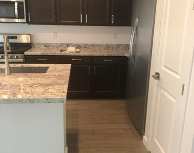 873 W Baylor Lane - Photo Thumbnail 9