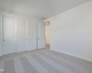 873 W Baylor Lane - Photo Thumbnail 13