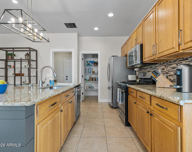 4587 E Barbarita Court - Photo Thumbnail 9