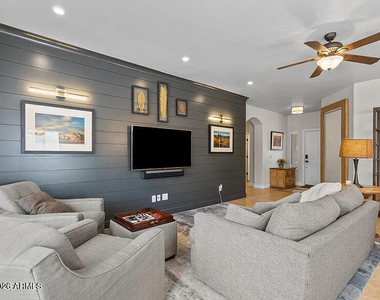 4587 E Barbarita Court - Photo Thumbnail 7