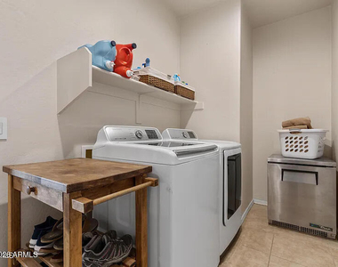 4587 E Barbarita Court - Photo Thumbnail 20