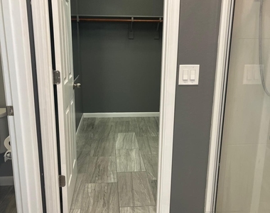 8503 W Peppertree Lane - Photo Thumbnail 19