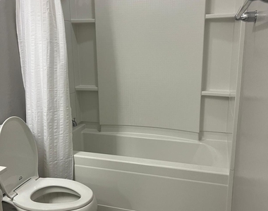 8503 W Peppertree Lane - Photo Thumbnail 32