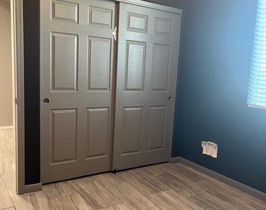 8503 W Peppertree Lane - Photo Thumbnail 35