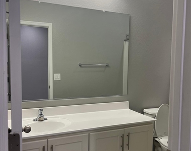 8503 W Peppertree Lane - Photo Thumbnail 33