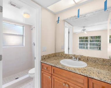 3230 Nw 102nd Terrace - Photo Thumbnail 14