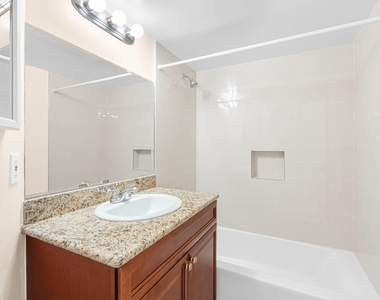 3230 Nw 102nd Terrace - Photo Thumbnail 18