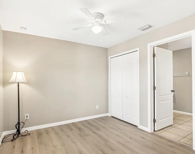 9792 Deerfoot Drive - Photo Thumbnail 1