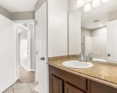 9792 Deerfoot Drive - Photo Thumbnail 3