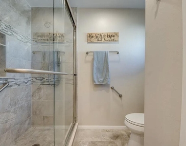 4425 Se 13th Avenue - Photo Thumbnail 7
