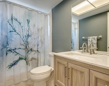 4425 Se 13th Avenue - Photo Thumbnail 8
