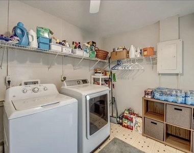 4425 Se 13th Avenue - Photo Thumbnail 5