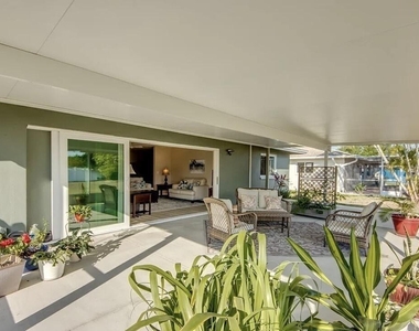 4425 Se 13th Avenue - Photo Thumbnail 11