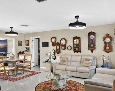 3417 Se 17th Avenue - Photo Thumbnail 1
