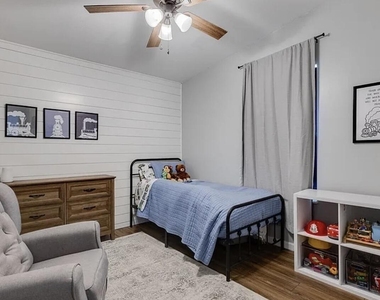 2040 S Montana Circle - Photo Thumbnail 13
