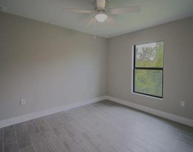 374 Pennfield Street - Photo Thumbnail 9