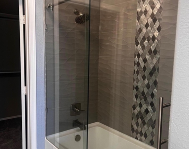 9555 E Raintree Drive - Photo Thumbnail 22