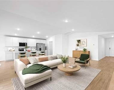5037 Ne Tradewinds Circle - Photo Thumbnail 3