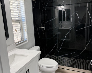 1415 S Terrace Road - Photo Thumbnail 7