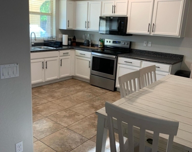 1415 S Terrace Road - Photo Thumbnail 2
