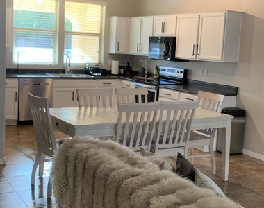 1415 S Terrace Road - Photo Thumbnail 5