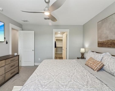 6165 River Pointe Drive - Photo Thumbnail 19