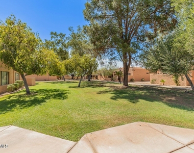 8940 W Olive Avenue - Photo Thumbnail 9