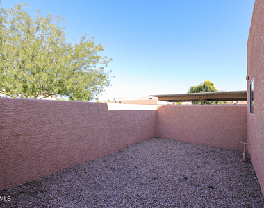 8940 W Olive Avenue - Photo Thumbnail 10