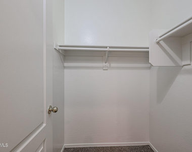 8940 W Olive Avenue - Photo Thumbnail 23