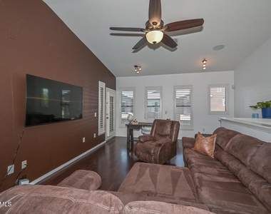 14250 W Wigwam Boulevard - Photo Thumbnail 16